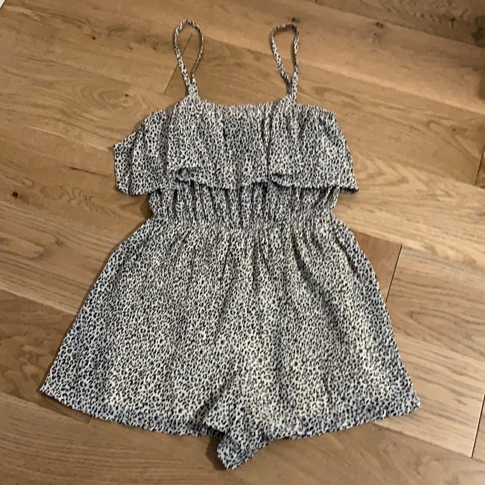Strapy short romper